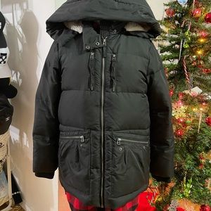 Thyme Maternity Winter Coat with Extender Size M